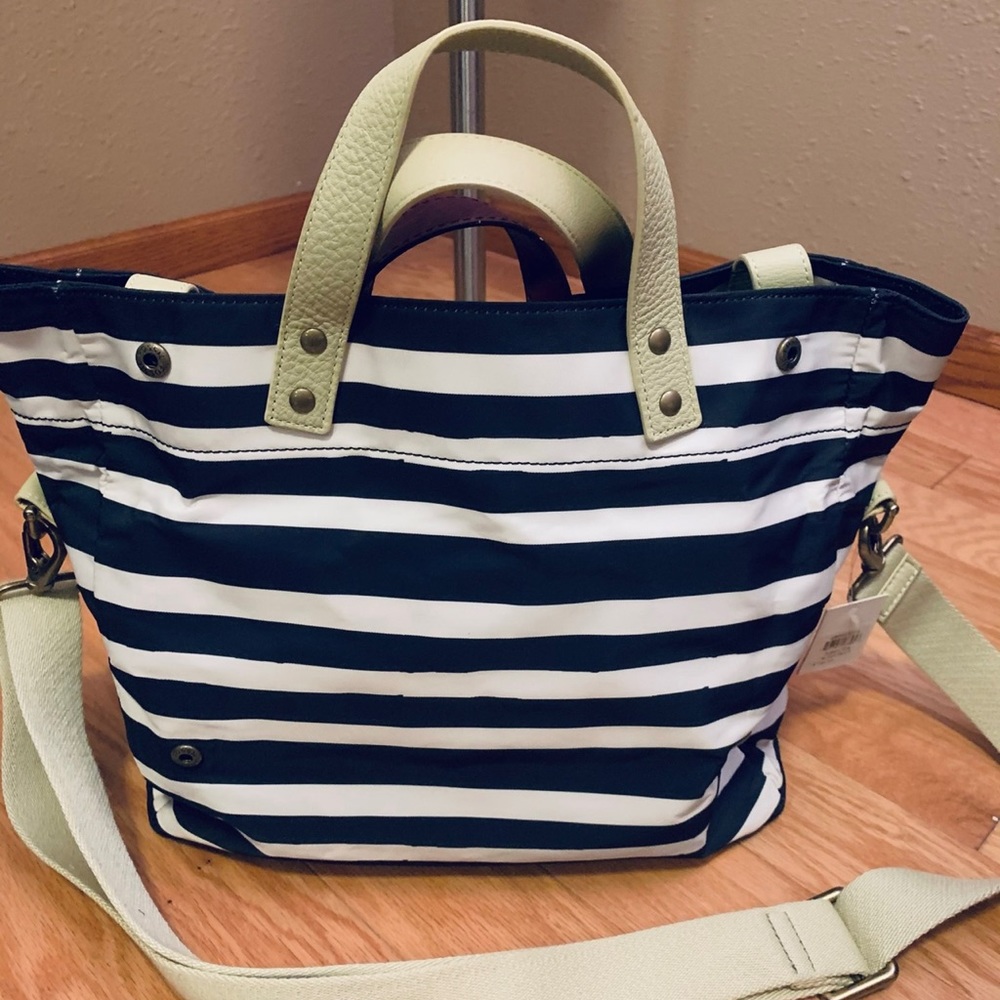 Fossil black/ivory stripe bag with light green accents and matching wallet NWT